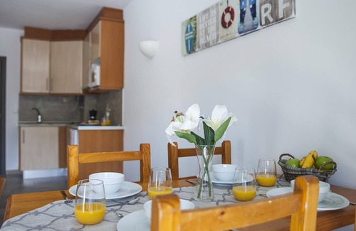 Platja d'Aro Apartment | Modern Apartment, Beach 150m, Pool, A/C, Wi-Fi, Parking Available