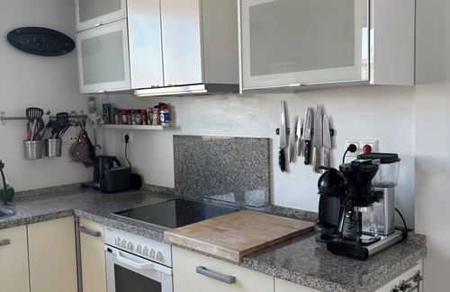 Torreblanca House | Modern villa, 5 minutes walking distance to beach and restaurants. Sea view