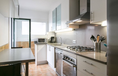 Calella de Palafrugell Apartment | Nice apartment, 100 m from the beach, with a fantastic terrace and sea view