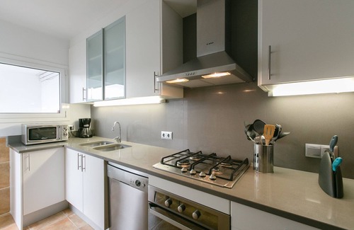 Calella de Palafrugell Apartment | Nice apartment, 100 m from the beach, with a fantastic terrace and sea view