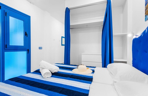 Los Abrigos Hostel | OKEANOS ECO GUEST HOUSE