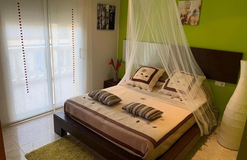 Sant Pere Pescador Apartment | Provença, acogedor apartamento con jardín.
