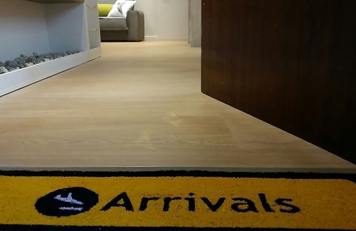Sarria Apartment | RENTXACOBEO 2 APARTMENT BY OKTHEWAY