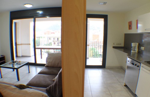 Roses Town Center Apartment | Riera Ginjolers 3 A - Three Bedroom Apartment, Sleeps 6