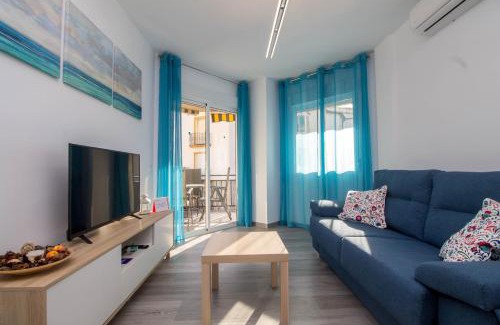 Carihuela Apartment | Santa Amalia 18 by IVI Real Estate