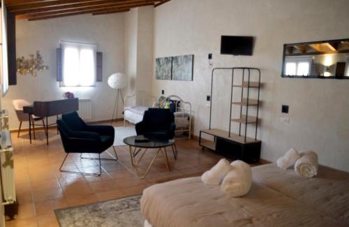 Hontanas Hostel | Santa Brigida - Real 1