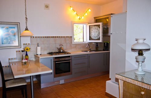 Es Figueral Beach Apartment | Small apartment complex right by the sea. Relaxation guaranteed.