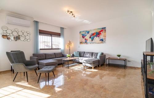 Benalmadena House | Stunning Home In Benalmadena With Wifi