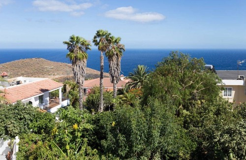 Candelaria House | The Wonder House between the Sea and the Mountain