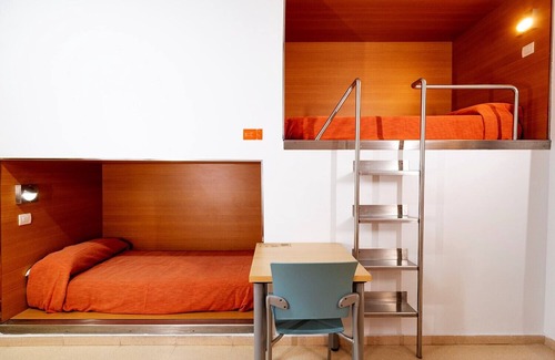 Carihuela Hostel | Torremolinos Inturjoven Youth Hostel