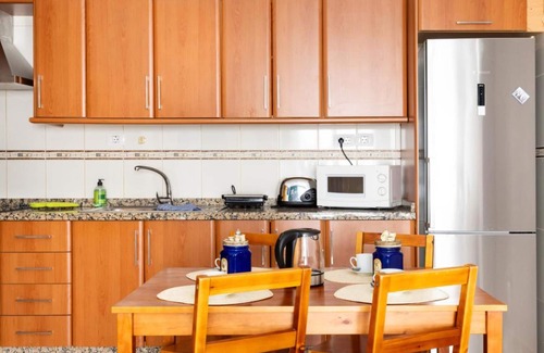 Los Abrigos Apartment | Vacation Apartment 'Eloy O Mariñeiro' with Wi-Fi