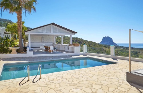 Sant Josep de sa Talaia Villa | Villa ∙ 5 bedrooms ∙ 10 guests