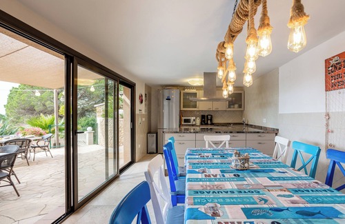 Lloret de Mar Villa | Villa "Casa Pollino" with Sea View, Heated Pool & Wi-Fi