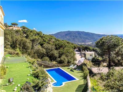 Lloret de Mar Villa | Villa Route