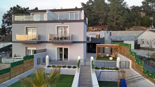 Vidreres Villa | Villa Senera