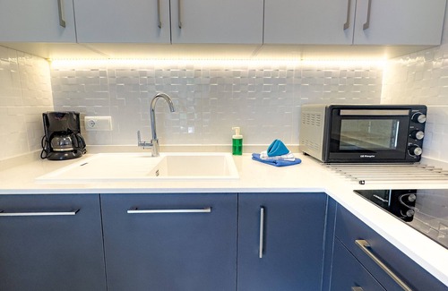 Sitio de Calahonda Condo | Walk to the Beach! 1 Bedroom Comfy Condo