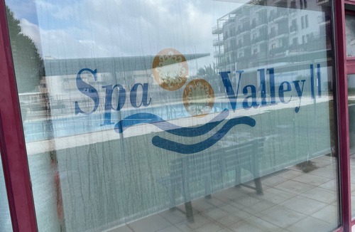 Villanueva Del Rio Segura Apartment | Ático con Jacuzzi, Piscinas, Gimnasio y a un Paseo del Balneario Archena