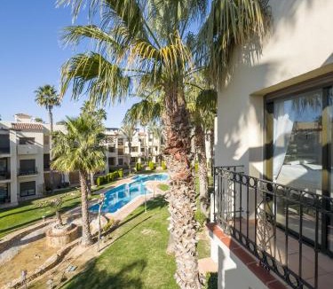 Roda Apartment | Ático de 2 dormitorios con terraza y piscina en Roda Golf - Almyra