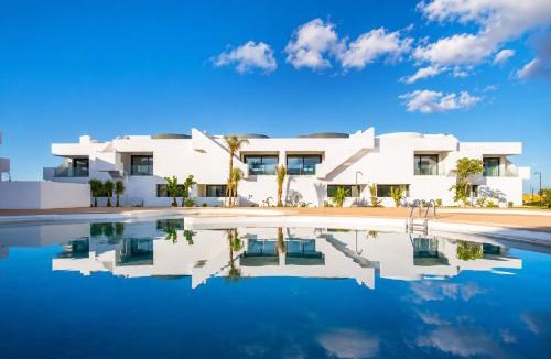 Villaverde Apartment | Ático de Lujo con Jacuzzi Privado en Azotea Vistas