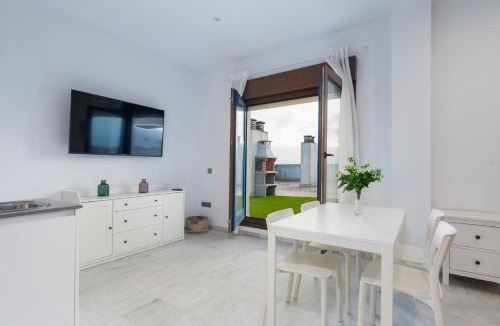 Bormujos Apartment | Áticos Lux Sevilla Piscina Parking