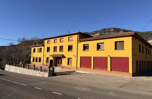 Santa Liestra y San Quilez Apartment | 100% Accessible Study AT2