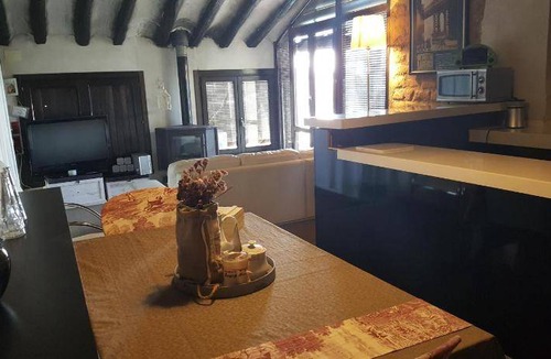 Colungo Bed & Breakfast | 100 m² Bed and breakfast ∙ 2 bedrooms ∙ 5 guests