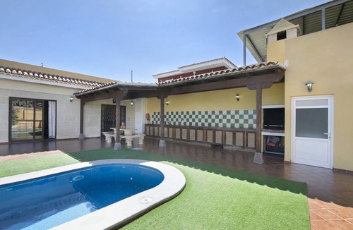 Icod de los Vinos Ski Chalet | 100 m² Chalet ∙ 3 bedrooms ∙ 6 guests