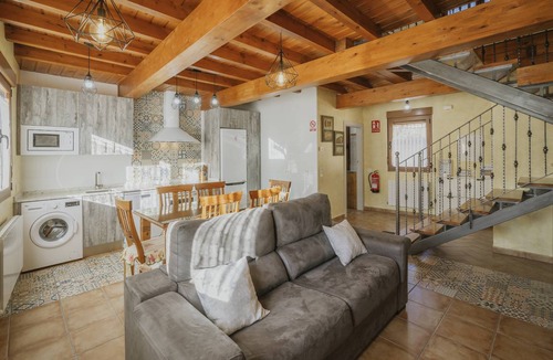 Santibanez del Val House | 100 m² House ∙ 2 bedrooms ∙ 7 guests