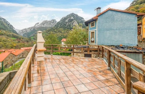 Trescares House | 100 m² House ∙ 2 bedrooms ∙ 4 guests