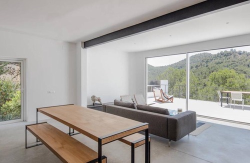 Gilet House | 100 m² House ∙ 2 bedrooms ∙ 4 guests