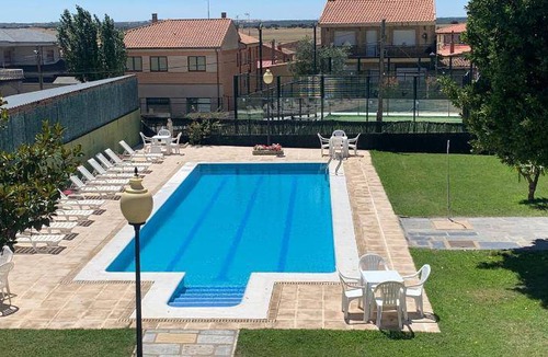 Pereruela House | 100 m² House ∙ 3 bedrooms ∙ 7 guests