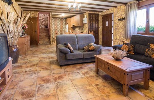 Sasamon House | 100 m² House ∙ 3 bedrooms ∙ 6 guests
