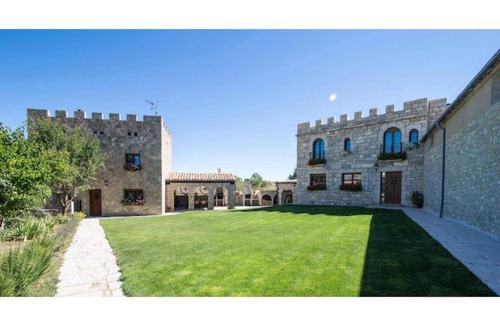 Sasamon House | 100 m² House ∙ 3 bedrooms ∙ 6 guests