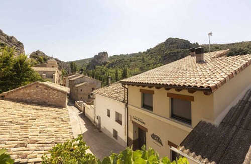 Peralta de Calasanz House | 100 m² House ∙ 3 bedrooms ∙ 8 guests