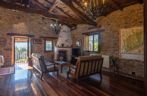 Valle de Carranza House | 100 m² House ∙ 4 bedrooms ∙ 8 guests