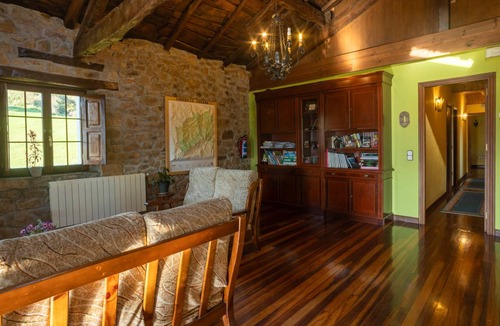 Valle de Carranza House | 100 m² House ∙ 4 bedrooms ∙ 8 guests