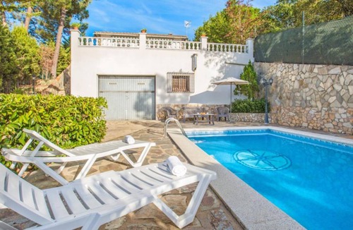 Vidreres House | 100 m² House ∙ 4 bedrooms ∙ 7 guests
