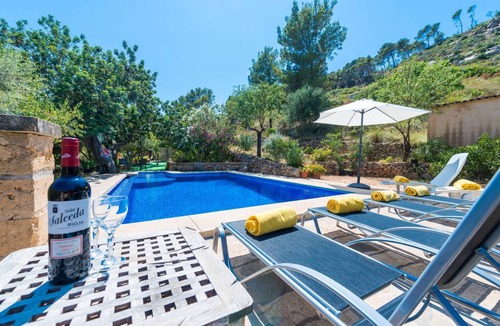 Andraitx Villa | 100 m² Villa ∙ 3 bedrooms ∙ 6 guests