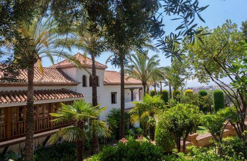 Malaga-Este Villa | 1000 m² Villa ∙ 5 bedrooms ∙ 12 guests
