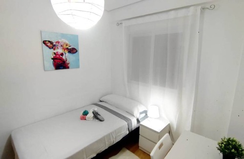 Almeria Centro Resort | 109 m² Private room ∙ 1 bedroom ∙ 5 guests