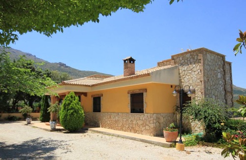 Los Villares House | 110 m² House ∙ 2 bedrooms ∙ 4 guests