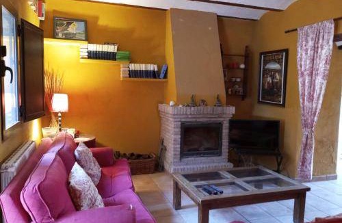 Jaen House | 115 m² House ∙ 3 bedrooms ∙ 6 guests