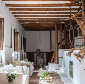 Monreal del Campo Hotel | 12 m² Hotel ∙ 3 guests