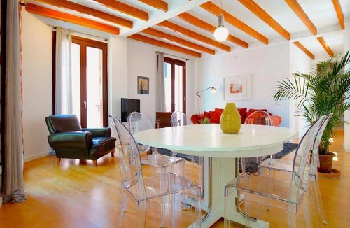 La Llotja-Born Apartment | 120 m² Apartment ∙ 3 bedrooms ∙ 7 guests