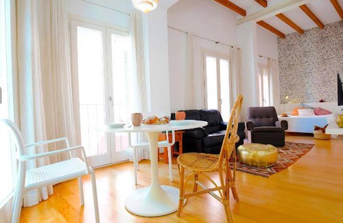 La Llotja-Born Apartment | 120 m² Apartment ∙ 3 bedrooms ∙ 7 guests