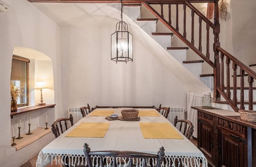 Fornalutx Ski Chalet | 120 m² Chalet ∙ 2 bedrooms ∙ 4 guests