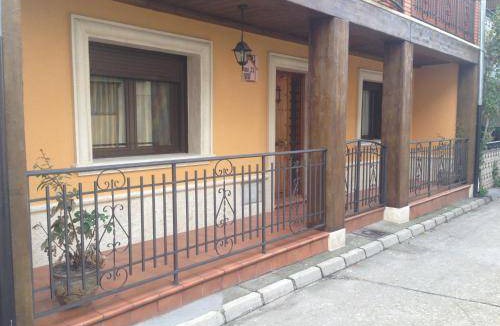 Zarzuela del Pinar House | 120 m² House ∙ 4 bedrooms ∙ 8 guests