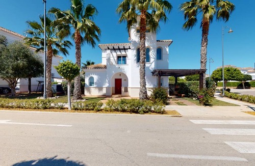 Roldan Villa | 120 m² Villa ∙ 3 bedrooms ∙ 8 guests