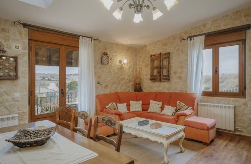 Cardenuela Riopico House | 125 m² House ∙ 3 bedrooms ∙ 8 guests
