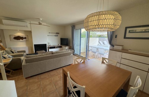 Mas Pinell House | 128 m² House ∙ 3 bedrooms ∙ 6 guests